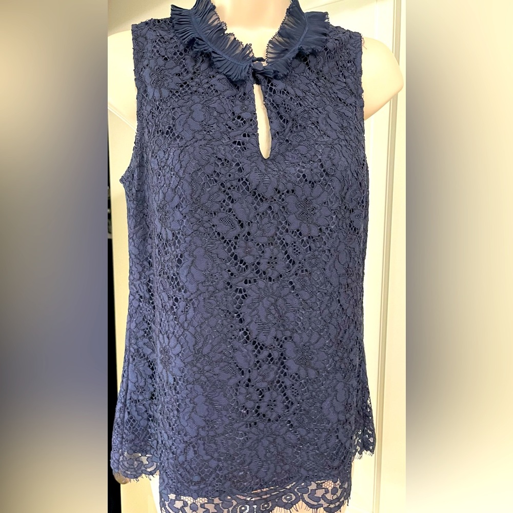 J.Crew navy lace blouse Size XS NWT